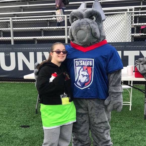 Meet your Posher, Allison - Picture 1 of 1